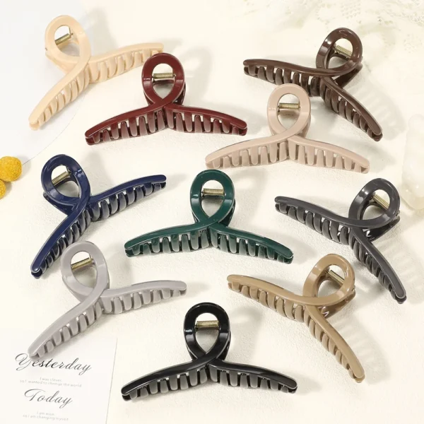 Extra Large Glossy Cross Claw Clip
